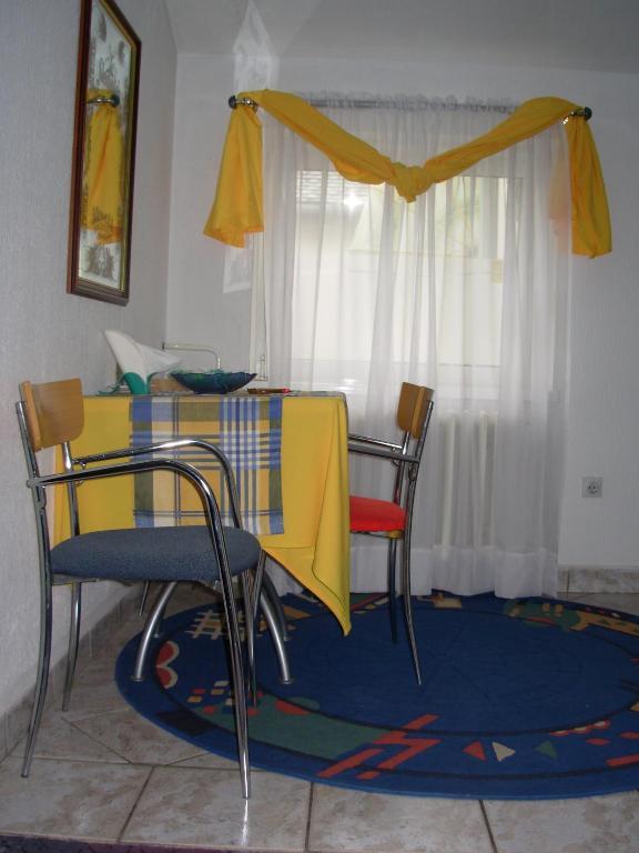 Hostel 021 Нови Сад Екстериор снимка