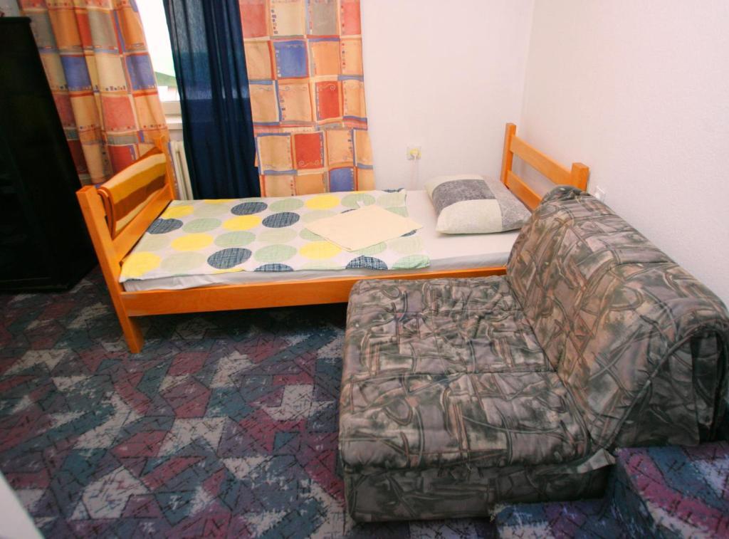 Hostel 021 Нови Сад Стая снимка