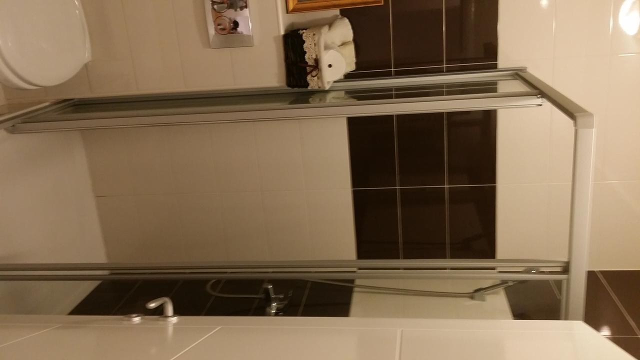 Hostel 021 Нови Сад Екстериор снимка